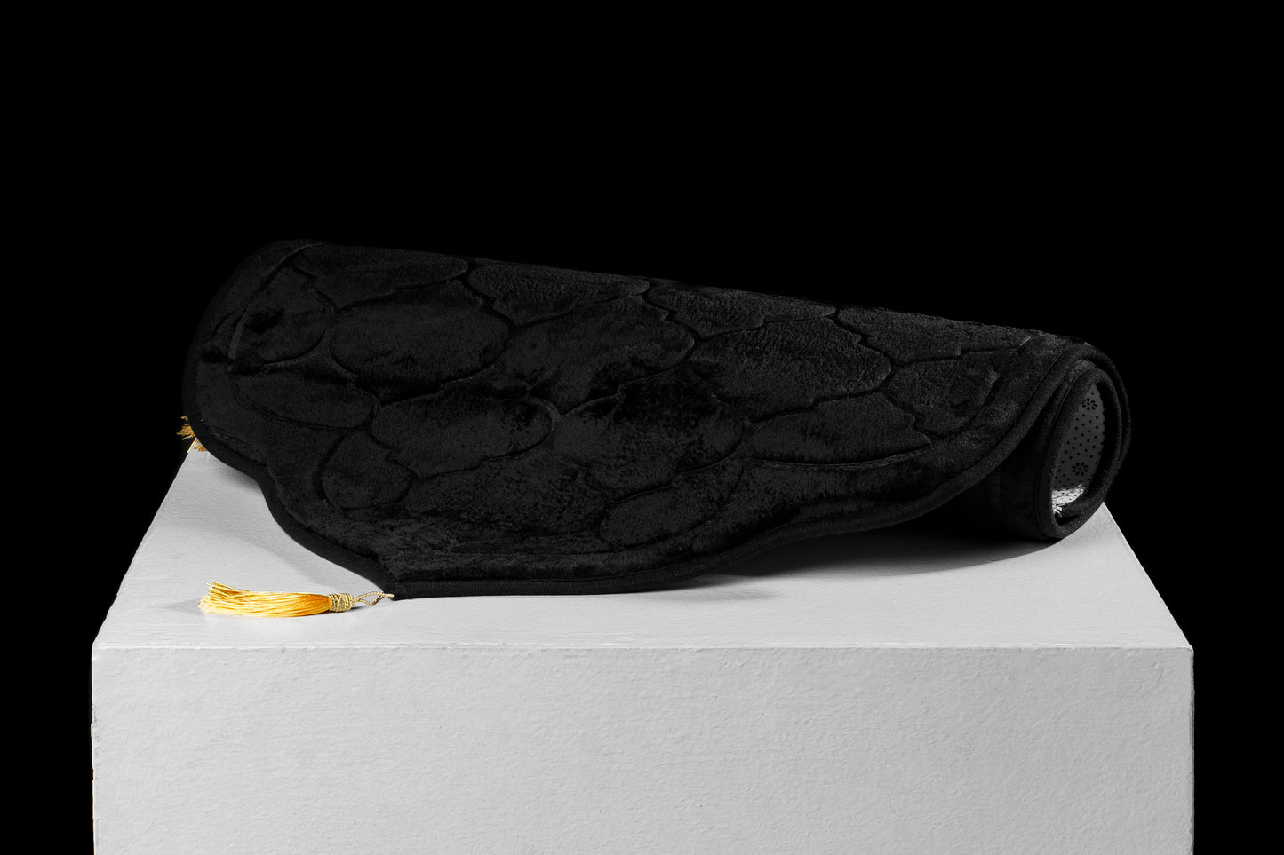 Soft Velvet Prayer Mat - Black