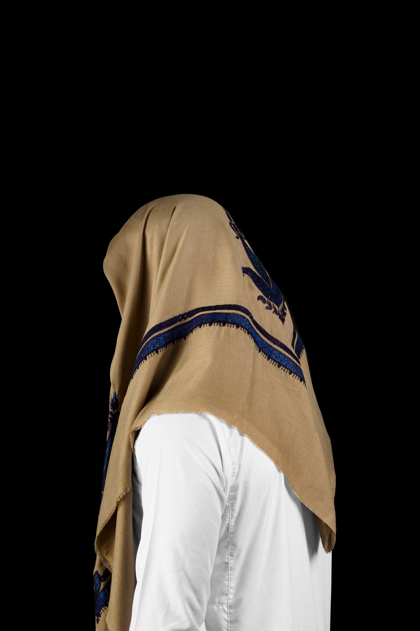 Yemeni Shemagh - Desert Tan with Blue Embroidery
